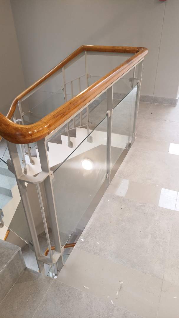 To Let commercial Property for Rent in Rondebosch Western Cape